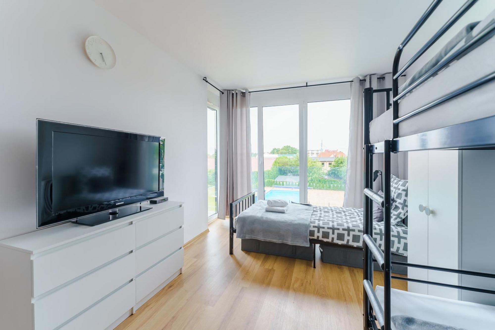 Apartament 5 Osobowy By Perlowa Przystan Rent Колобжег Екстериор снимка